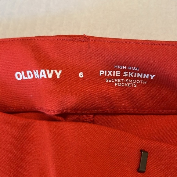 NWT Old Navy Auburn Red High-Waisted Pixie Skinny Pants Size 6 - Picture 8 of 13